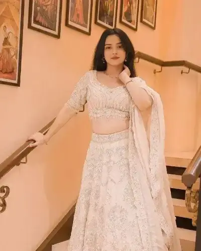 Escort Lokhandwala